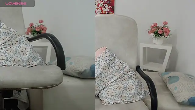 tania_sweet__ webcam