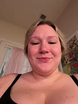 PiggyRose webcam
