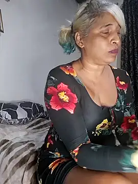 Goodgirlsue_77 webcam