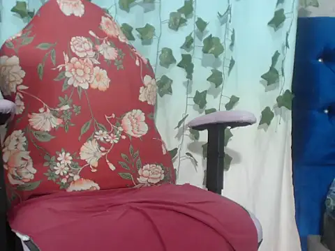 Estebanbigcock23 webcam