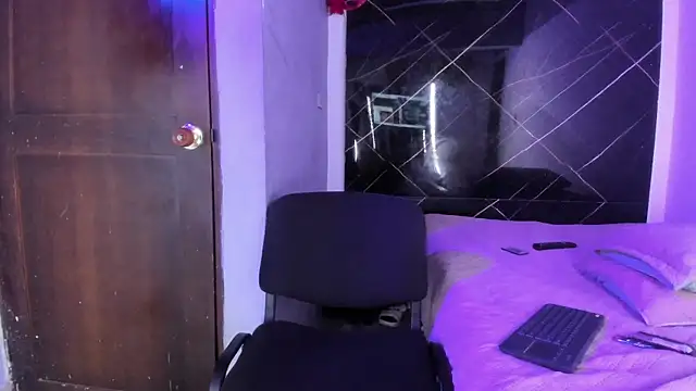 Adrian_Wolf webcam