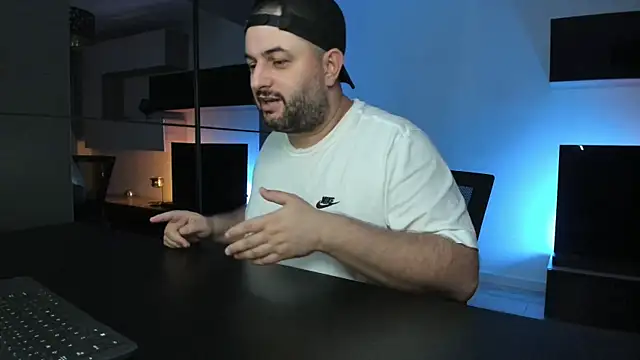 DravenPeak live cam on StripChat