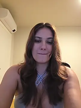 miarides19 (F teen) - I will suck dildo 😳😳