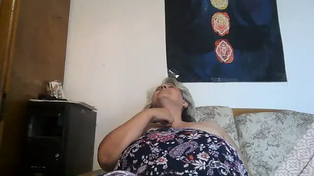 ExquisiteMature webcam