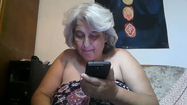 ExquisiteMature webcam