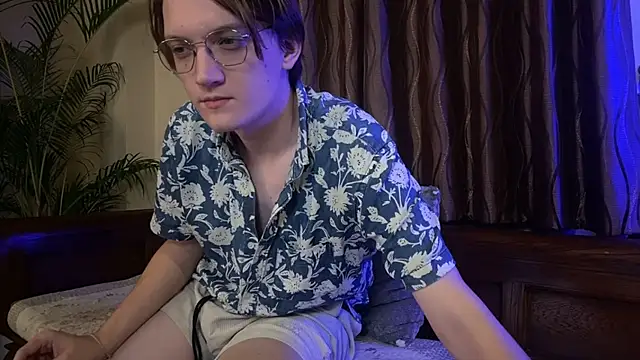 KellyTwink webcam
