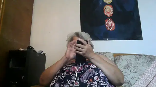 ExquisiteMature webcam