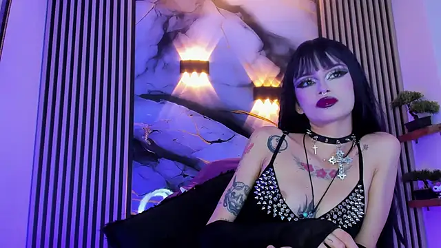 chloe_jacksonn live cam on StripChat