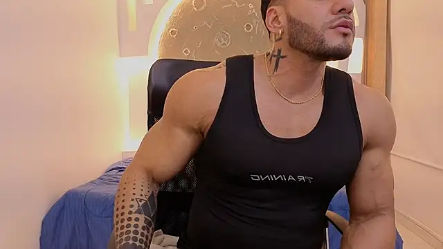 zac_levis_ (M young) - spit cock 🥵