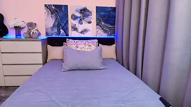 BlondPearl webcam