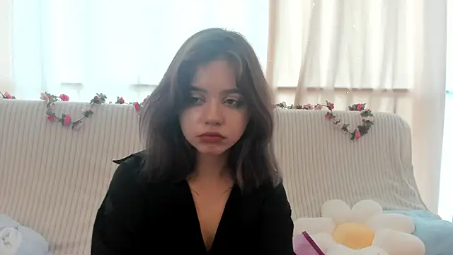 miko_honey live cam on StripChat