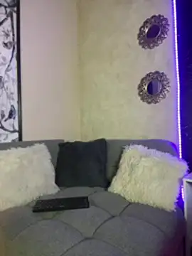 Modèle: Alana_Stone