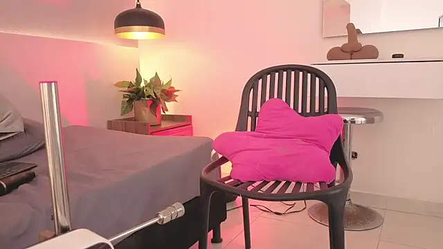 AllisonRoberts_ webcam
