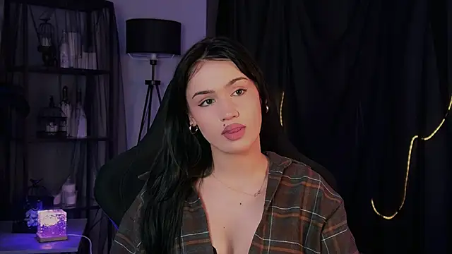 MonicaFarmer webcam