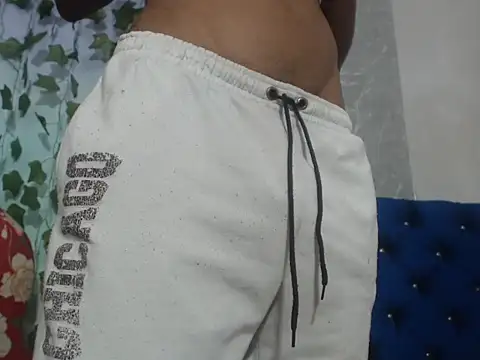 Estebanbigcock23 webcam