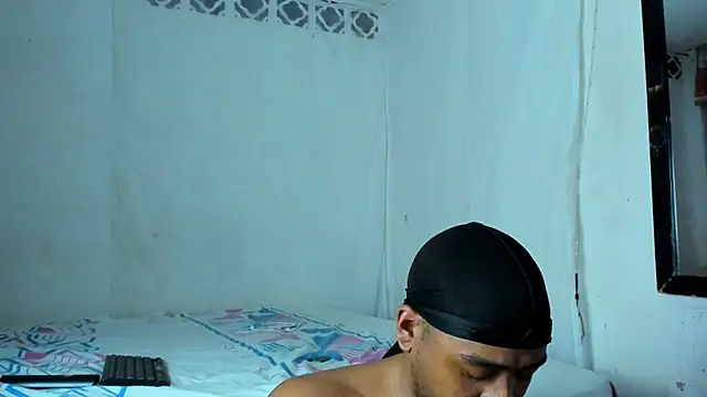 Cherry_Chocolate webcam