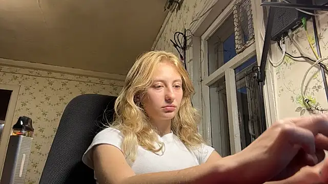 LisaBam webcam