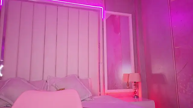 Alyana_Skinny webcam