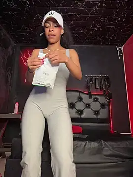 Samantha-LS webcam