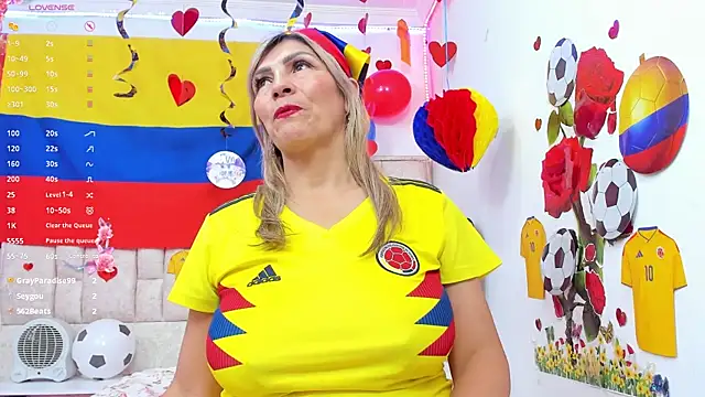 Celeste_Lincon webcam