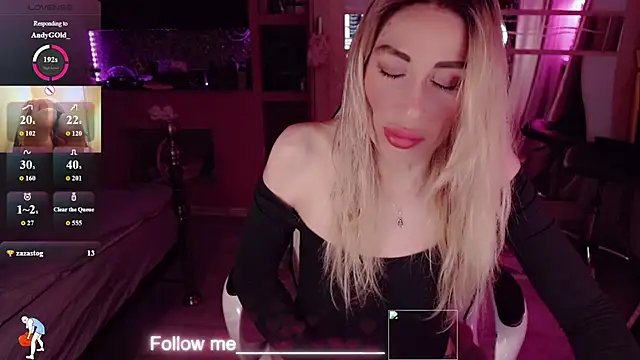 AnnieGOld_ webcam