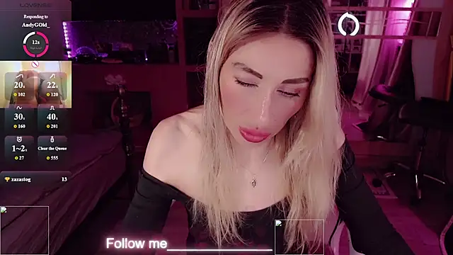 AnnieGOld_ webcam