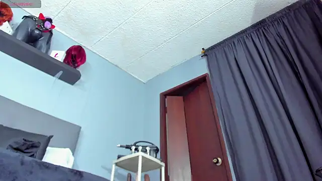 Coco_Kiss webcam