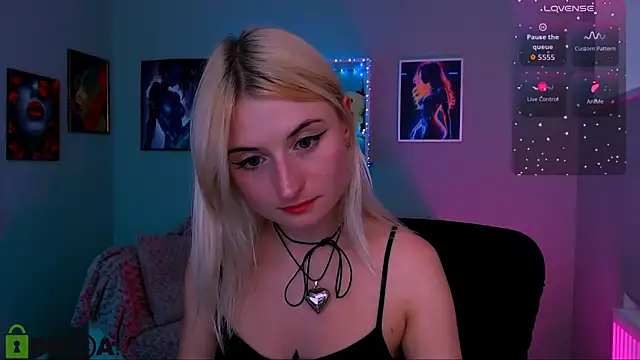 melisa_white1 - Melisa_white1's free webcam - UK Sex Cams