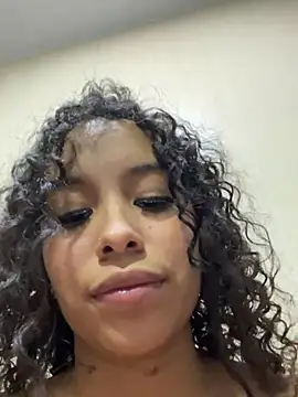 marieleon - MarieLeon's free webcam - UK Sex Cams