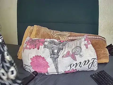 Pretty_miss_devilxxx35 webcam