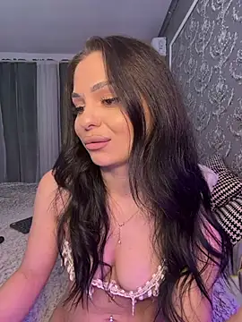 Olivia_Noor webcam