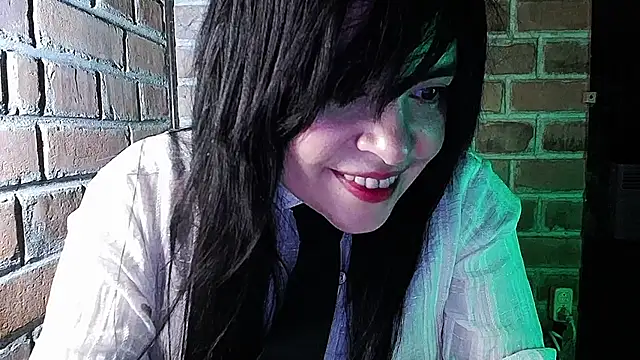 DarkRoseUwU webcam