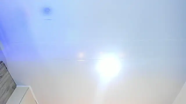thamiina__ webcam