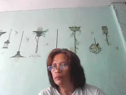 momshe2026 webcam