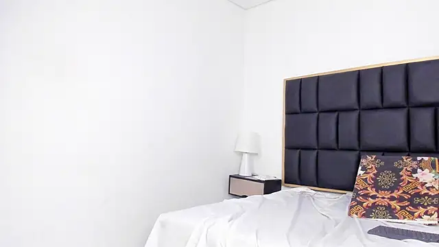 isabella_gloww webcam