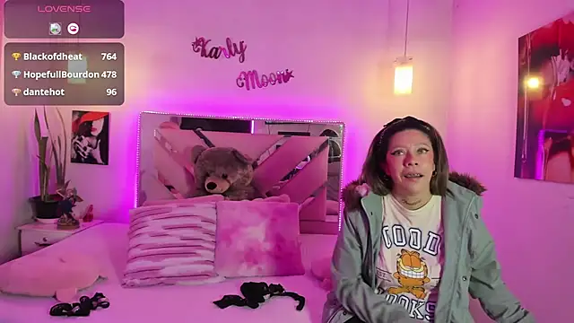 Karly_moon webcam
