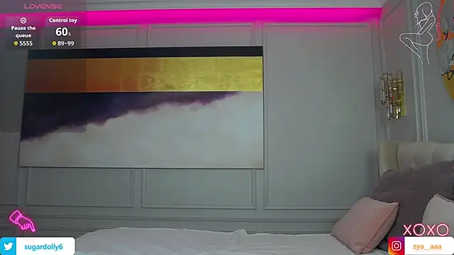 HazelBambi live cam on StripChat