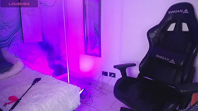 Aniie_Doll webcam