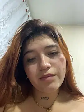 Karina_Leon webcam