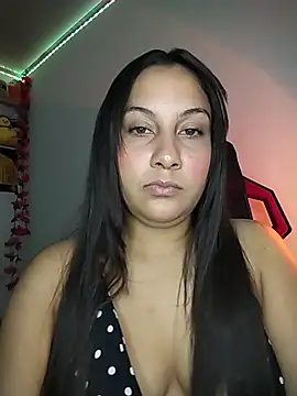 esmeralda_jadees webcam