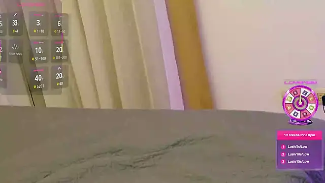 ViktoriaSilk webcam