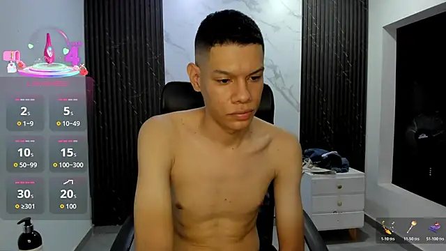 milo_cruz_ webcam