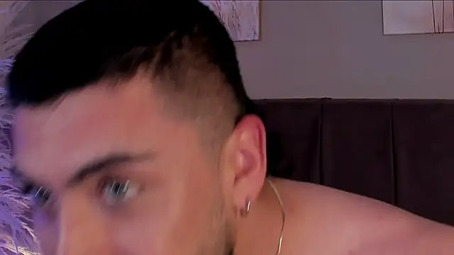 Alexander_Diazz webcam