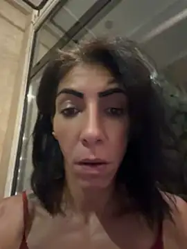 Yasmiinee webcam