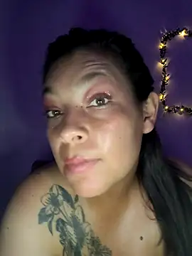 CurvyMilen webcam