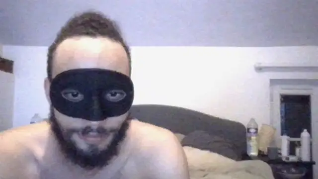 Darksilkcurvy01 webcam