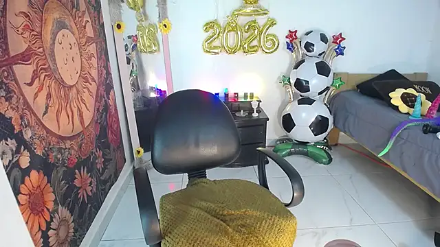 coralinee101_ webcam