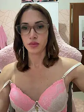 Irresistible24 webcam