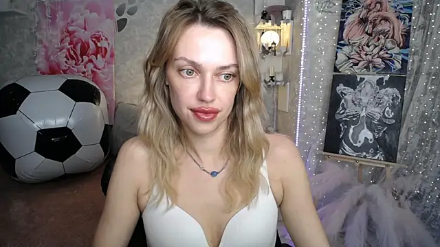 NickyAdamidi webcam