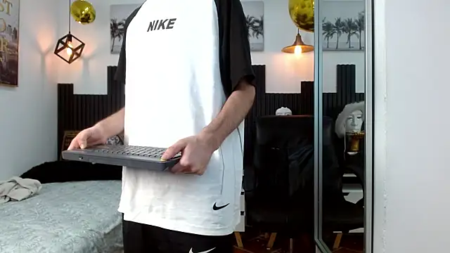 trevor_mob (M twink) - show cum